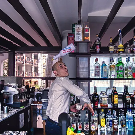 Mpm ギネス ホテル 4*